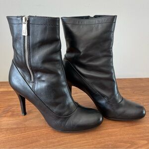 COACH: Bethie Smooth Nappa Ankle Zip Boots: Black: Women's Size 8.5